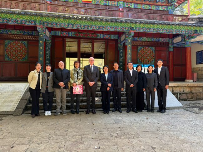 Delegazione-unimc-al-Dongba-Cultural-Research-Institute