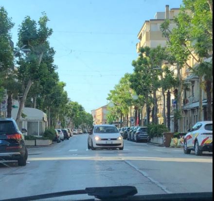auto contromano corso umberto