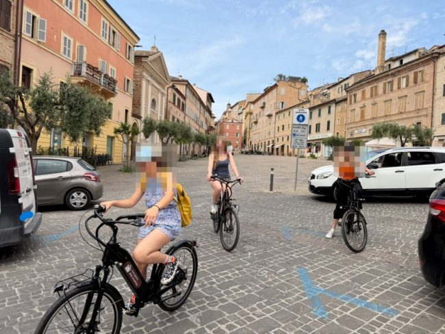 bike-sharing-piazza-mazzini-macerata-3-650x488