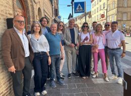Il ballottaggio si gioca anche nei commenti,  tutto il centrodestra scende in campo  sotto gli articoli di Cronache