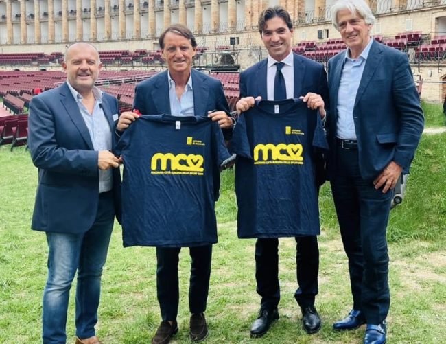 riccardo sacchi parcaroli acquaroli roberto mancini macerata città dello sport 2022