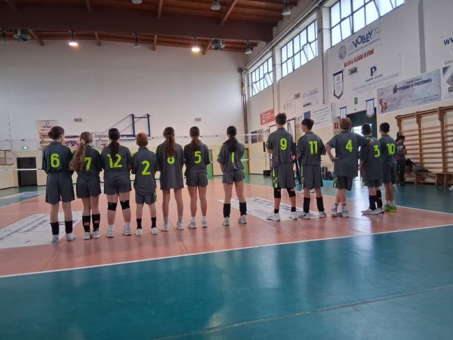 schiacciata-pallavolo-bullismo-5-650x488