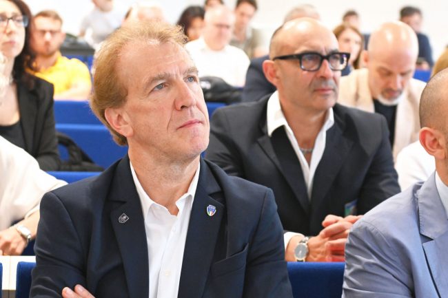 unicam-presentazione-nuovo-corso-di-laurea-camerino-FDM-5-650x433