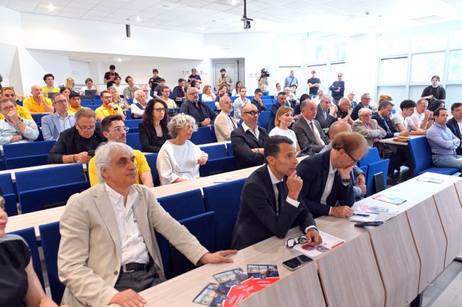 unicam-presentazione-nuovo-corso-di-laurea-camerino-FDM-9-650x433