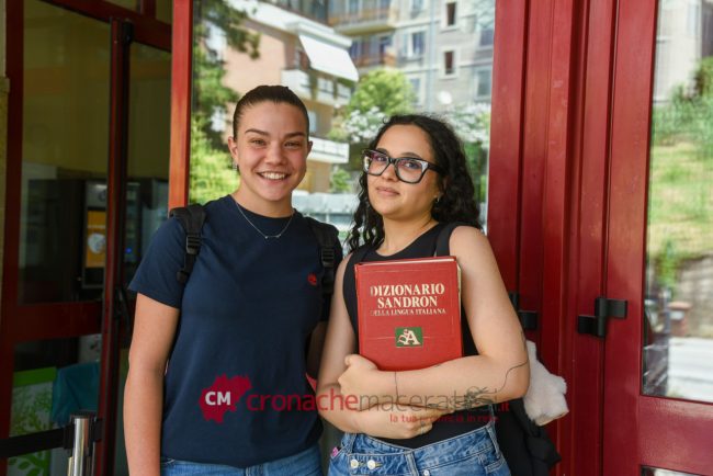 Agnese Ascenzi_Yasmin Mounjid_Esami Maturità_ITE_FF-7