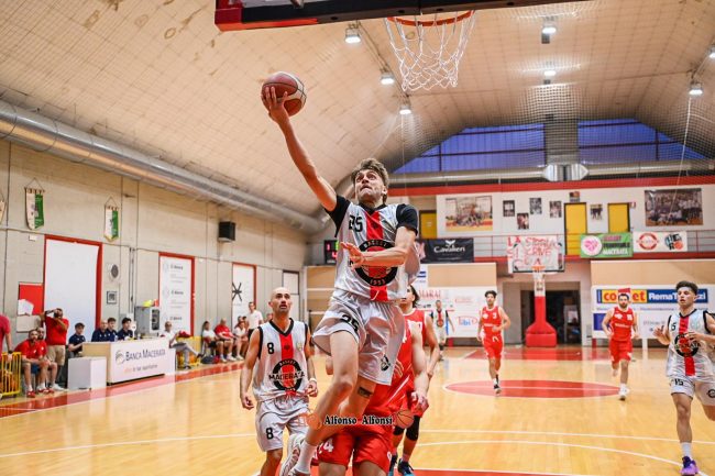 Pietro Montanari basket Macerata
