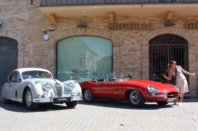 Raduno-Jaguar-Scuderia-Marche-8-650x433