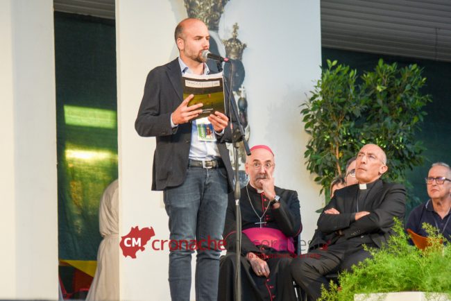 Simone-Tropea_Pellegrinaggio_28-650x434