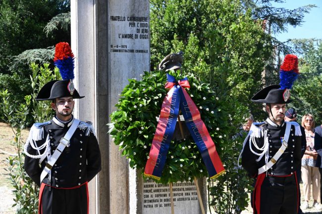 carabinieri-cerimonia-infelisi-1-650x433