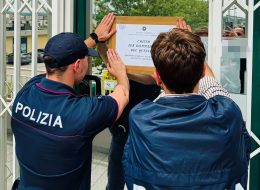 Gioco d’azzardo al circolo:  licenza sospesa 15 giorni.  Ai tavoli decine di persone