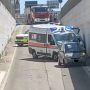 Incidente in Smart nel sottopasso:  soccorso un 52enne