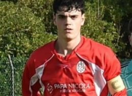 Gesto d’amore dei genitori di Daniele,  decisa la donazione degli organi.  Al lavoro per i tre funerali allo stadio