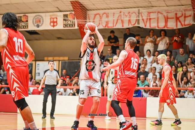 filippo panaro basket macerata