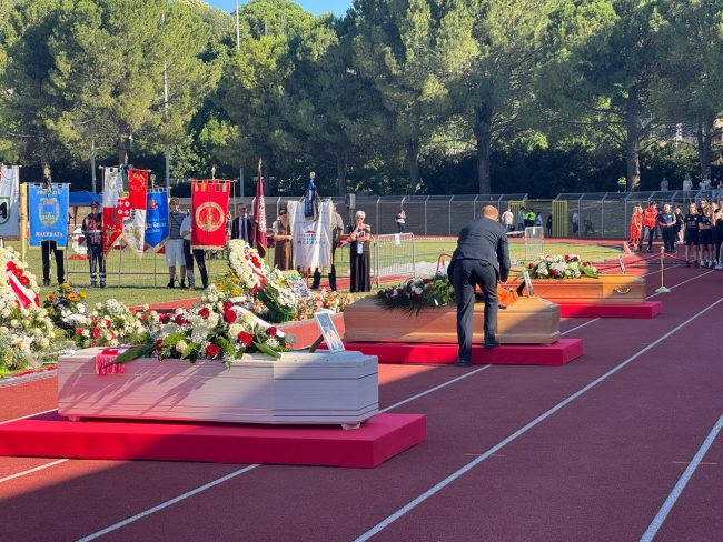 funeral-helvia-recina-nicolas-calabrese-giorgio-franceschini-daniele-francalancia-5-650x488