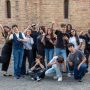 “Fuori tempo” ma in perfetta sintonia:  applausi al teatro Conti