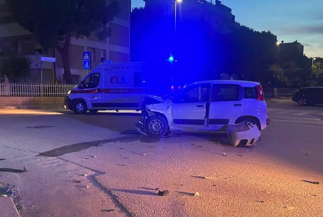 incidente-notte-porto-potenza-3-e1782116647379-650x437