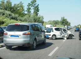Incubo superstrada:  due incidenti, code e problemi