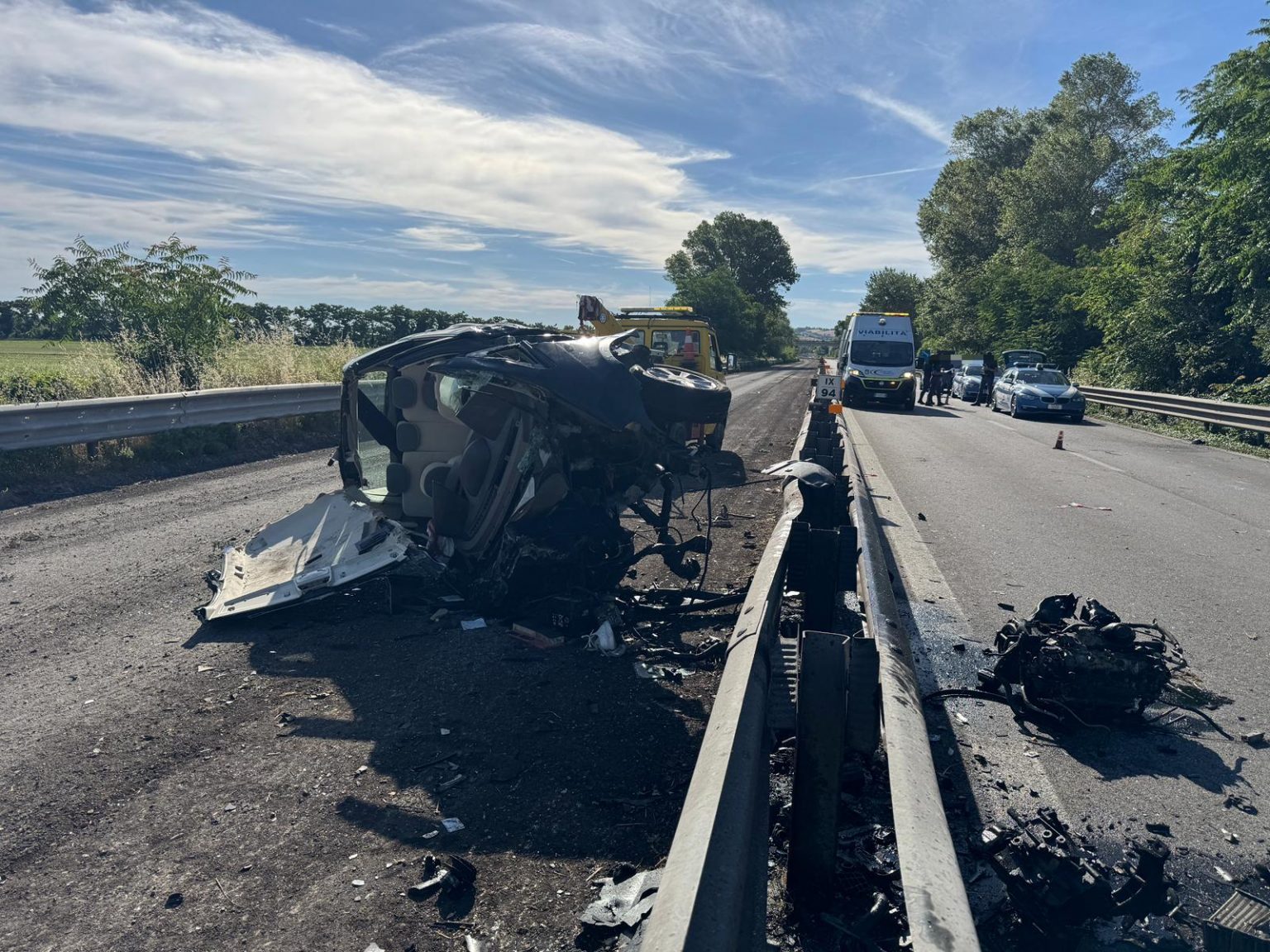 Frontale in superstrada: due morti e 4 feriti gravi | Cronache Maceratesi