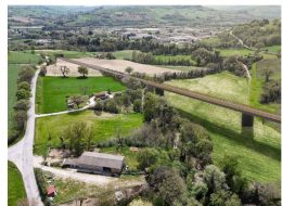 Lungo i 7 chilometri dell’intervalliva  che collegherà San Severino a Tolentino:  ecco il volto della strada che verrà