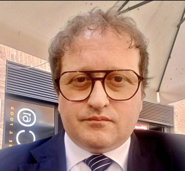 matteo-simoni-e1780299356656-650x601