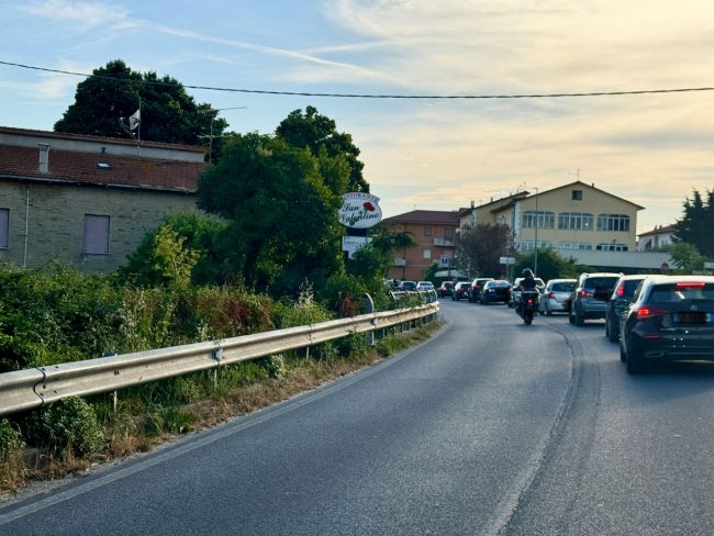 superstrada-traffico-domenica-210620266-650x488