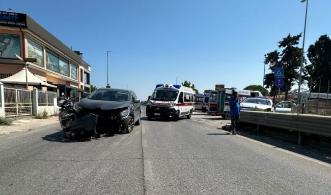 INCIDENTE-PORTO-POTENZA-CROCE-ROSSA-4-e1784210124517-650x384