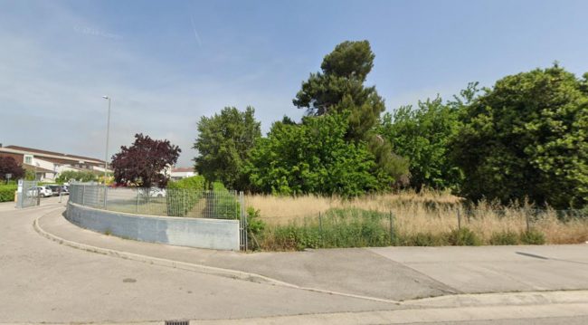 Il-campus-scolastico-di-via-Mandela-assediato-da-asfalto-e-cemento_page-0005-650x359