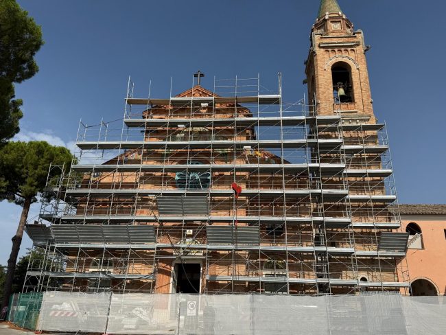 Iniziato-cantiere-Santissimo-Crocifisso-Treia-4-650x488