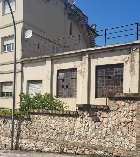 Pl-edificio-controllato