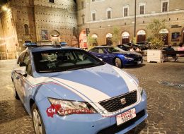 Lite in strada tra sorelle,  urla e sangue nella notte