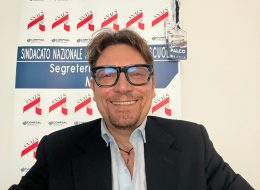 «Cinque prof aggrediti in pochi mesi,  servono classi più piccole  e maggiore sorveglianza»