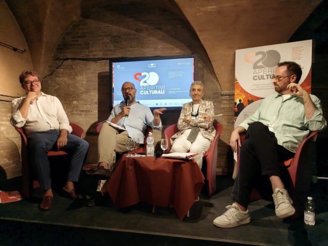 aperitivi-culturali-8-650x488