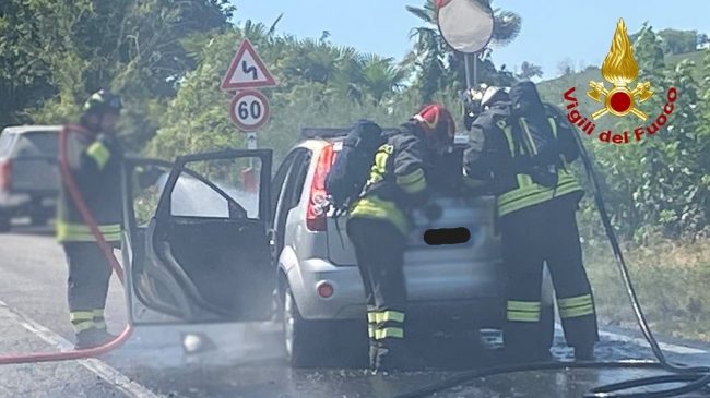 auto-a-fuoco-tolentino