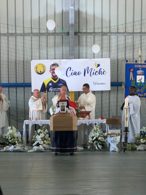 funerale Michele Caporali 4