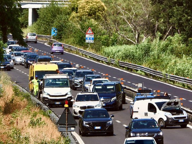incidente-superstrad-traffico1-650x488