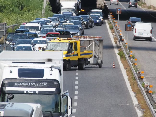 incidente-superstrada-code-traffico-panichelli5-650x488