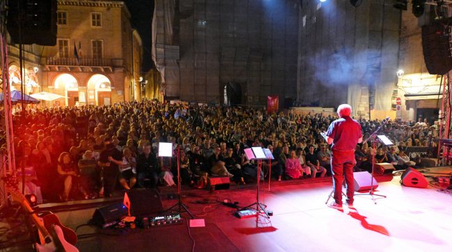 popsophia sera - a fari spenti - piazza della libertà - FDM (10)