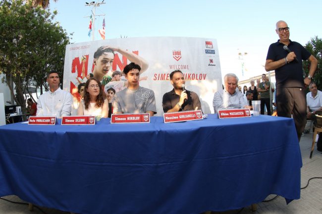 presentazione nikolov (1)