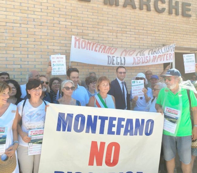 sit in no discarica (1)