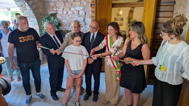 taglio-nastro-