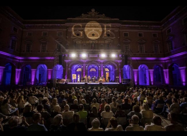 GOF-Piazza-Leopardi-Recanati