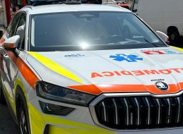 Gesto choc davanti casa:  donna si dà fuoco e muore