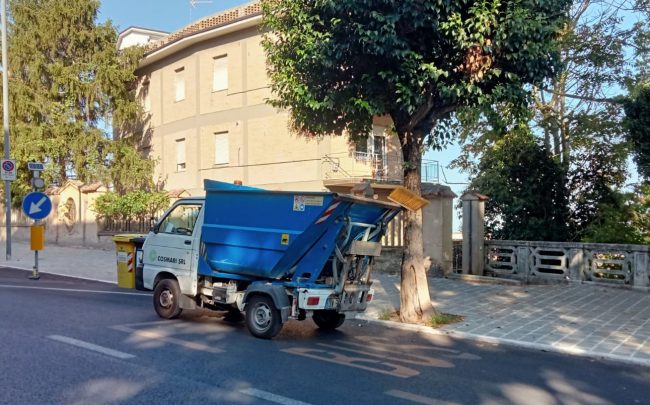 cosmari-polizia-locale-materasso-sferisterio-2-650x405