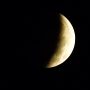 La luna inghiottita dall’ombra:  un’alba con l’eclissi  (Foto) 
