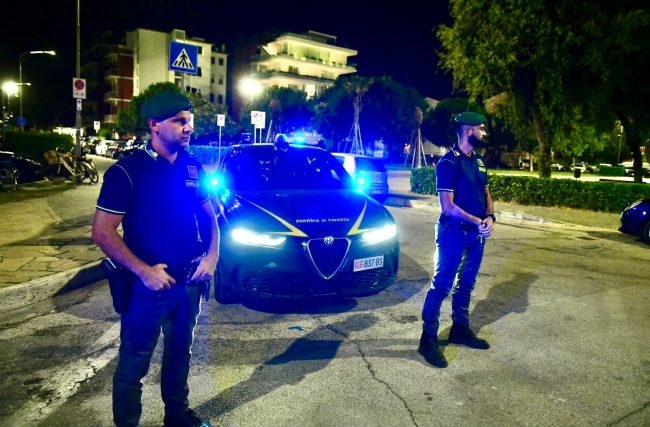 finanza notte civitanova ferragosto archivio