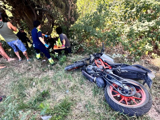 incidente-moto-potenza-picena-3-650x488