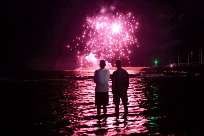 notte di ferragosto - fuochi d'artificio spiaggia lungomare centro - civitanova - FDM (3)