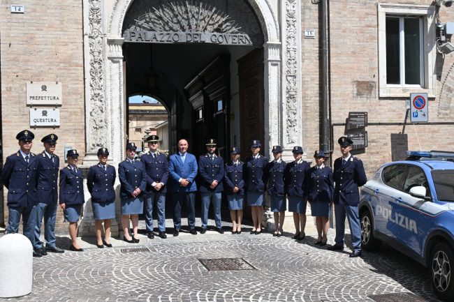 nuovi-agenti-in-questura