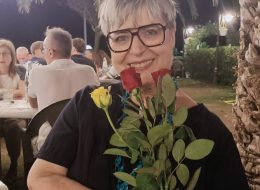 Paola Gelosi va in pensione, storica “vice” della Ugo Bassi