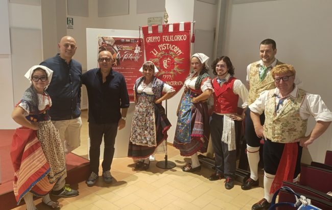 pistacoppi-festival-folklore-macerata-1-650x412